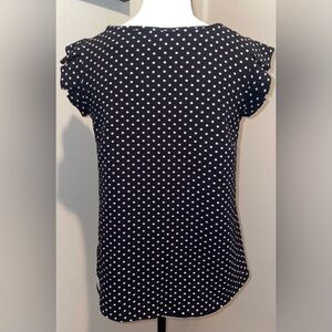 MONTEAU LOS ANGELES POLKA DOTS SMALL RUFFLE TRIM WOMENS TOP BUTTON LIGHTWEIGHT